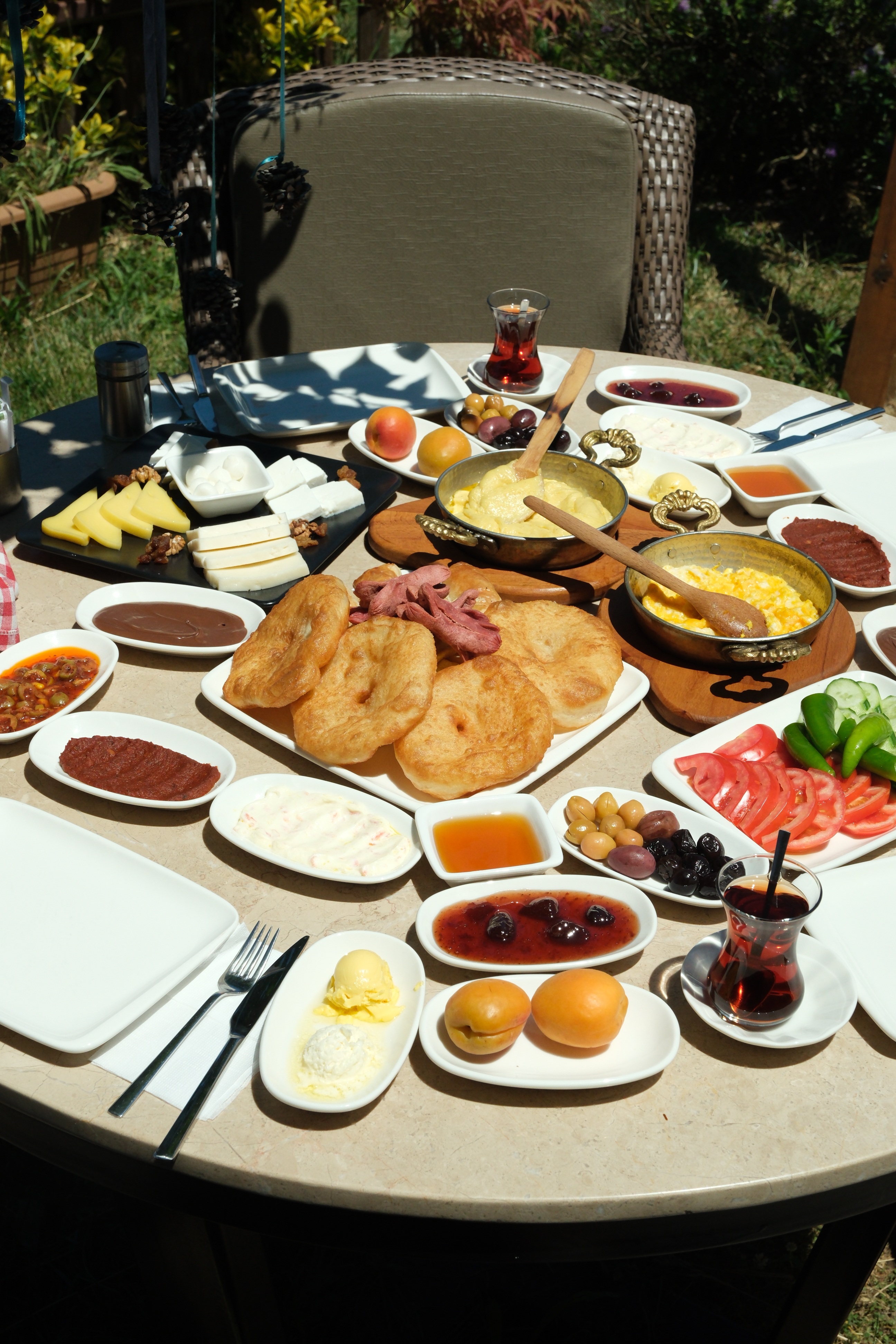 Serpme Kahvaltı